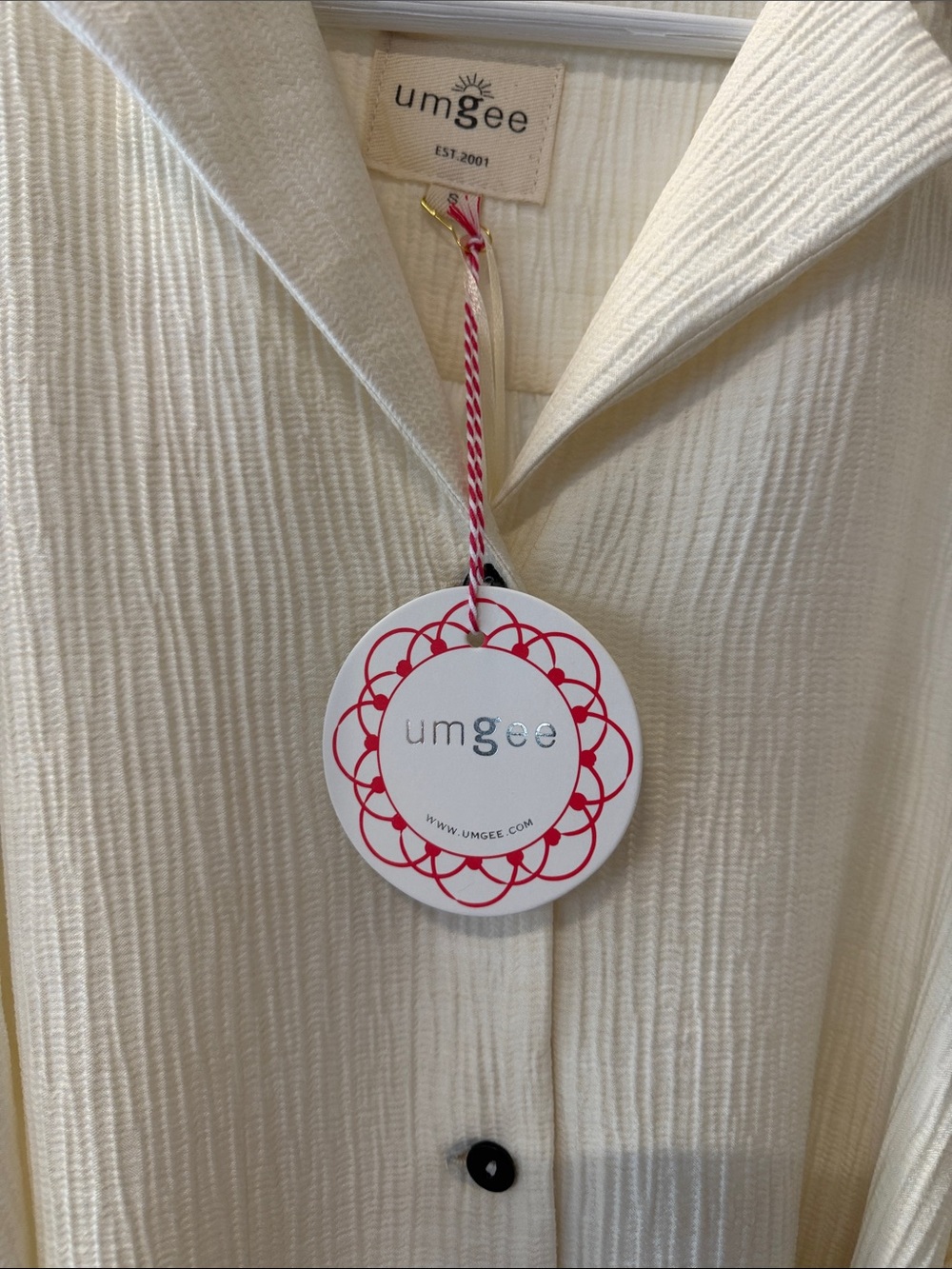 Umgee Cream Button-Front Dress with Black Floral Embroidery - Picture 4 of 10